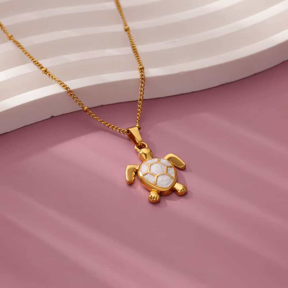 Collier pendentif tortue pour femme