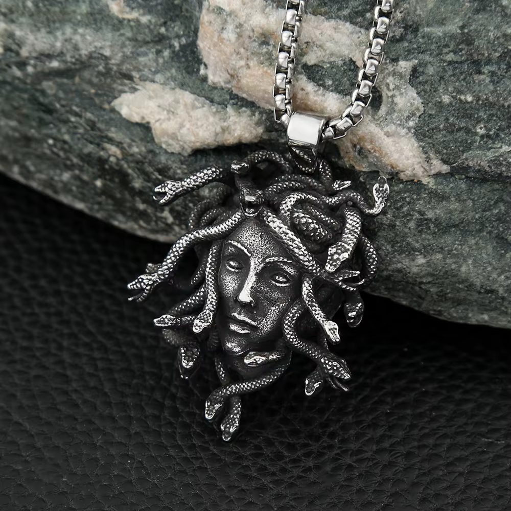 Pendentif gothique vintage Medusa SION L en acier inoxydable