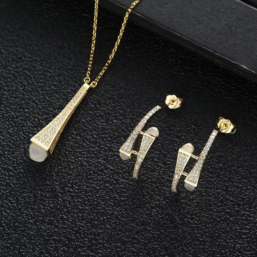 Collier et boucles d'oreilles ultra brillants en zircon de style européen