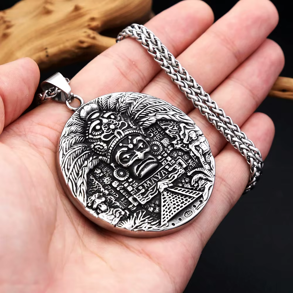 Collier pendentif rétro en acier inoxydable