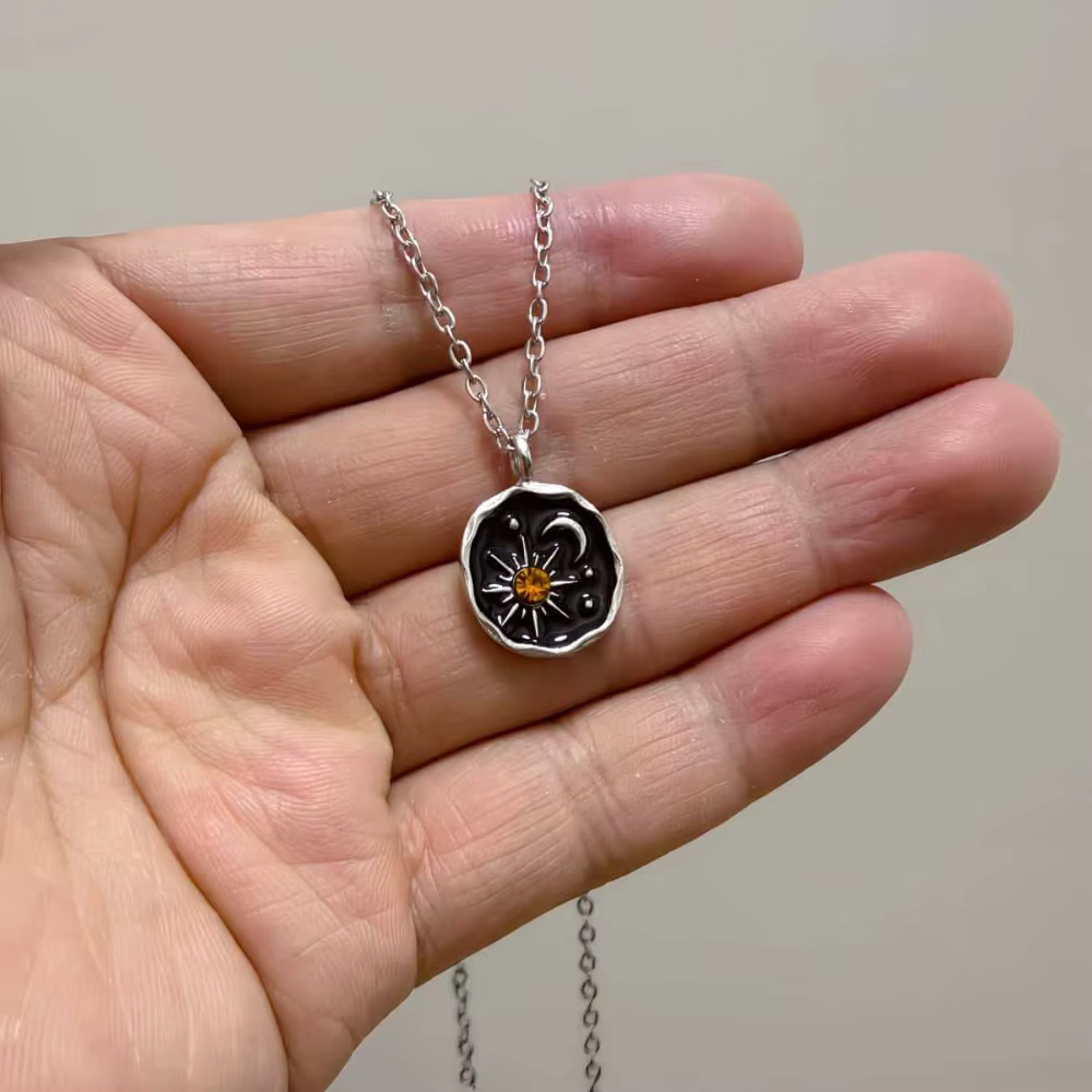 Collier Pendentif Bohème Soleil Lune Étoile en Argent