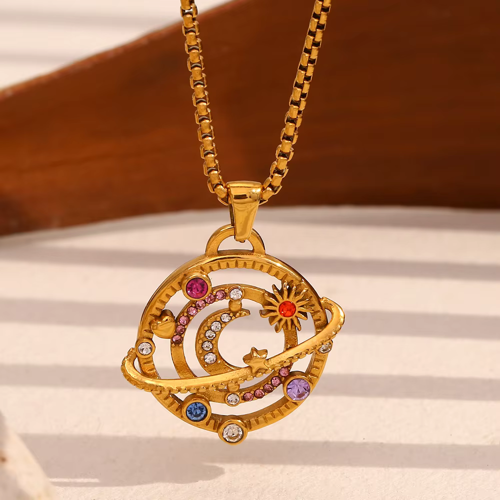 E.B.belle – collier en strass coloré
