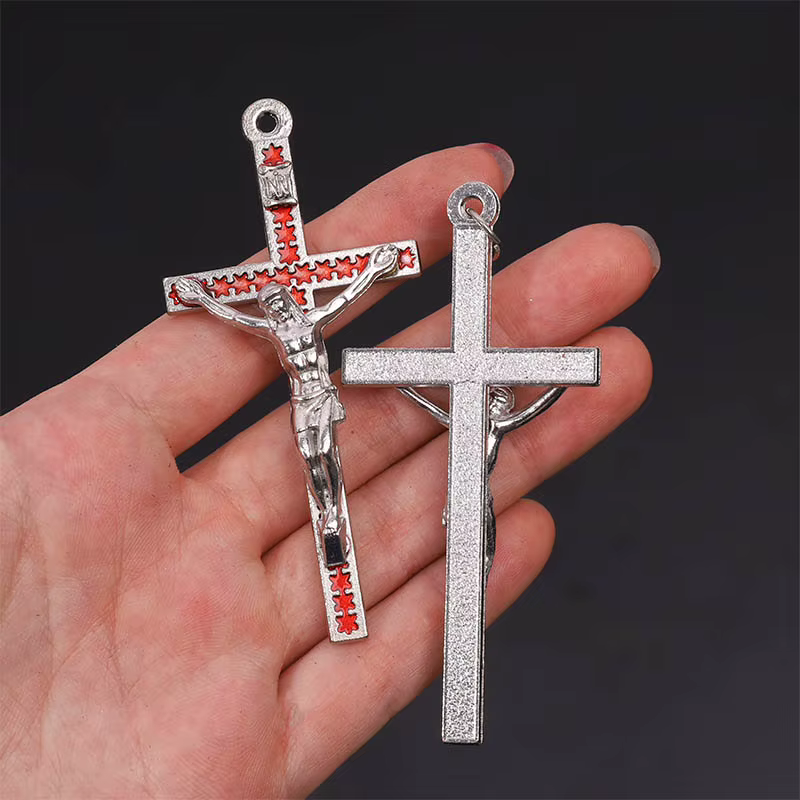 Tout nouveau grand pendentif artisanal de bijoux de croix de jésus religieux