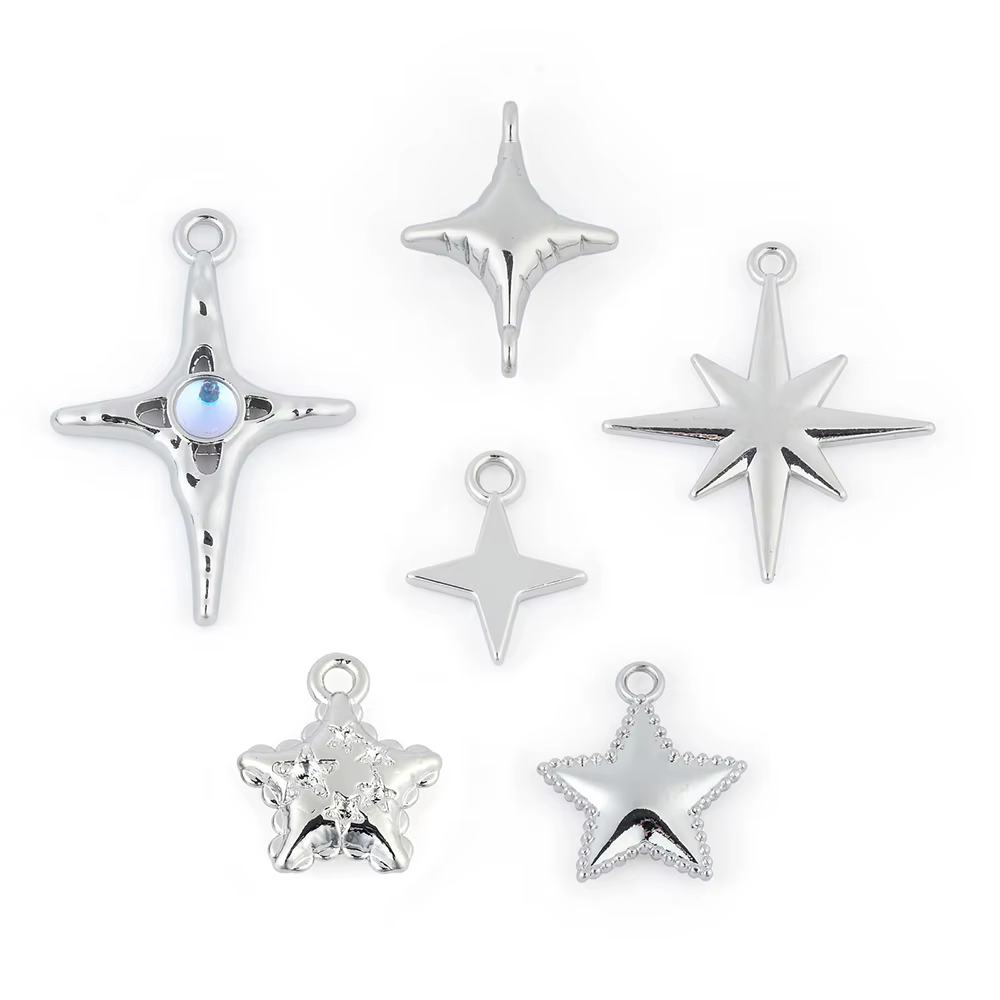 Pendentif étoile en or blanc