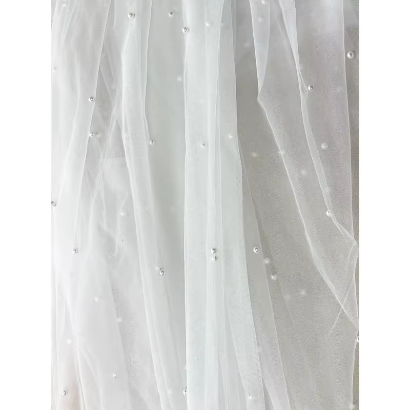 Voile de mariée élégant de 150 cm de longueur avec perles et peigne