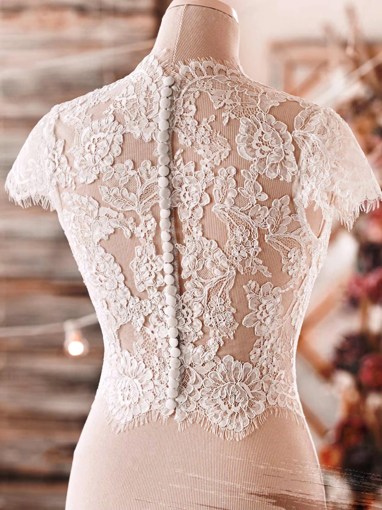 Boléro de mariage à col haut et manches courtes en dentelle