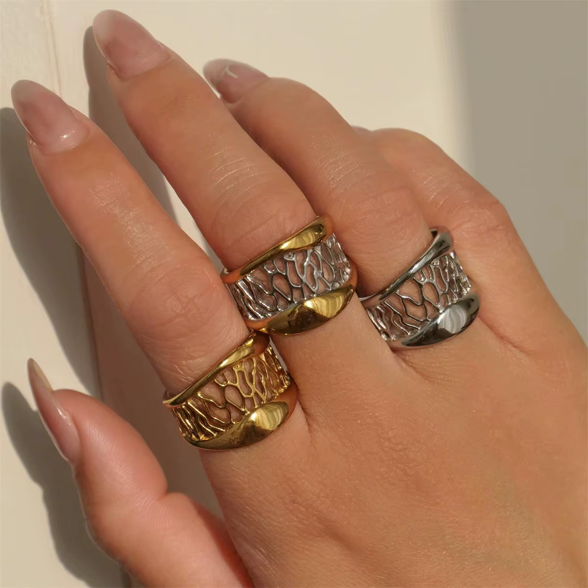 Yori étanche 18K plaqué or géométrique en acier inoxydable Double couleur anneau de luxe mode femmes Bijoux