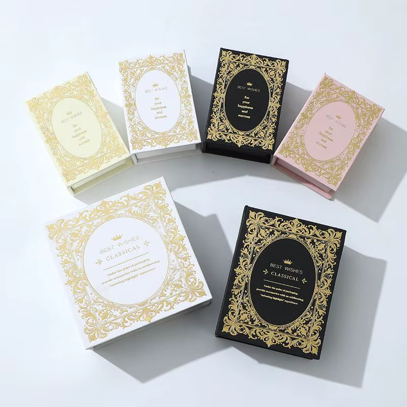 Boîte à bijoux magnétique en forme de livre