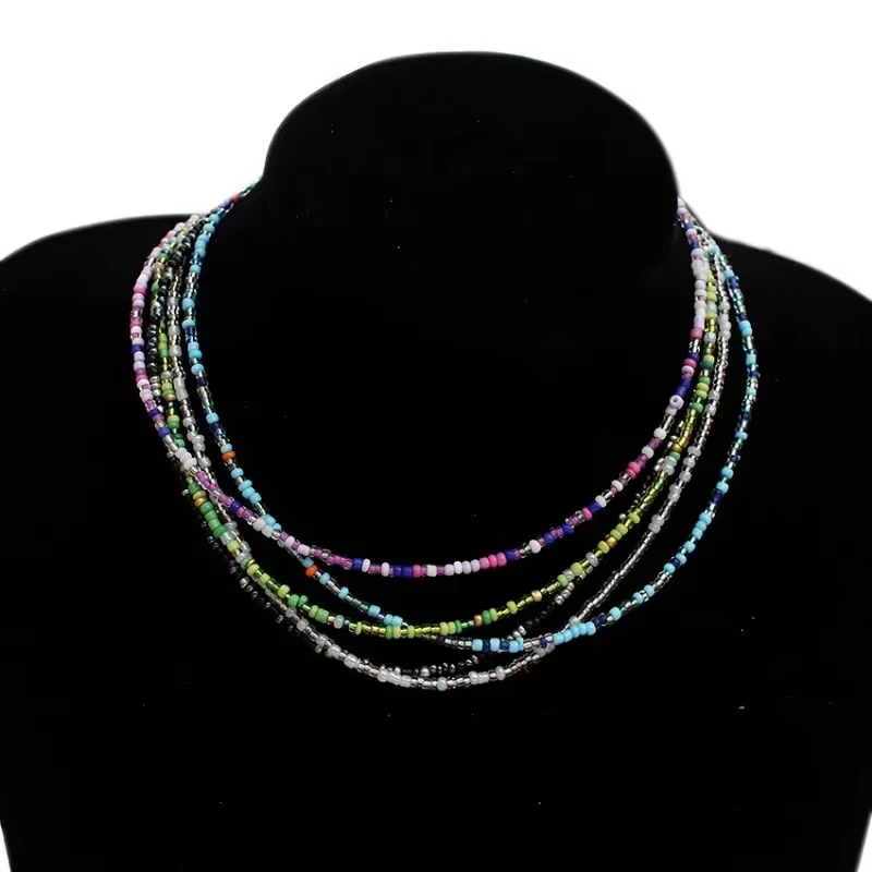 Collier ras du cou en perles de rocaille simples pour femmes