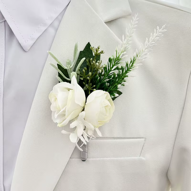 Boutonnière artificielle pour hommes