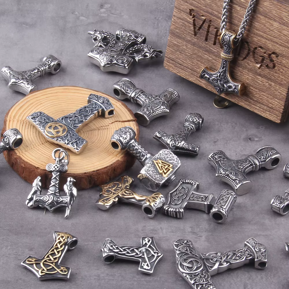 Collier pendentif marteau de Thor Viking Valknut à la mode avec chaîne de quille comme cadeau pour hommes avec boîte en bois