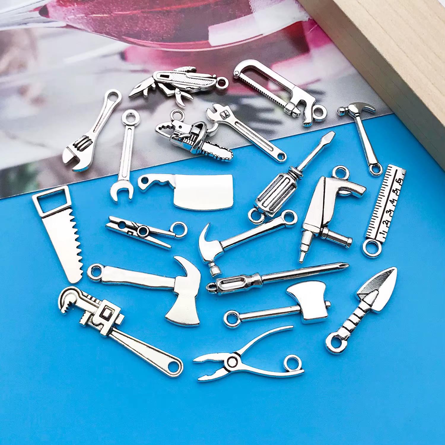 Lot de 20 pièces / Série d'outils en argent antique pour la fabrication de bijoux fantaisie DIY