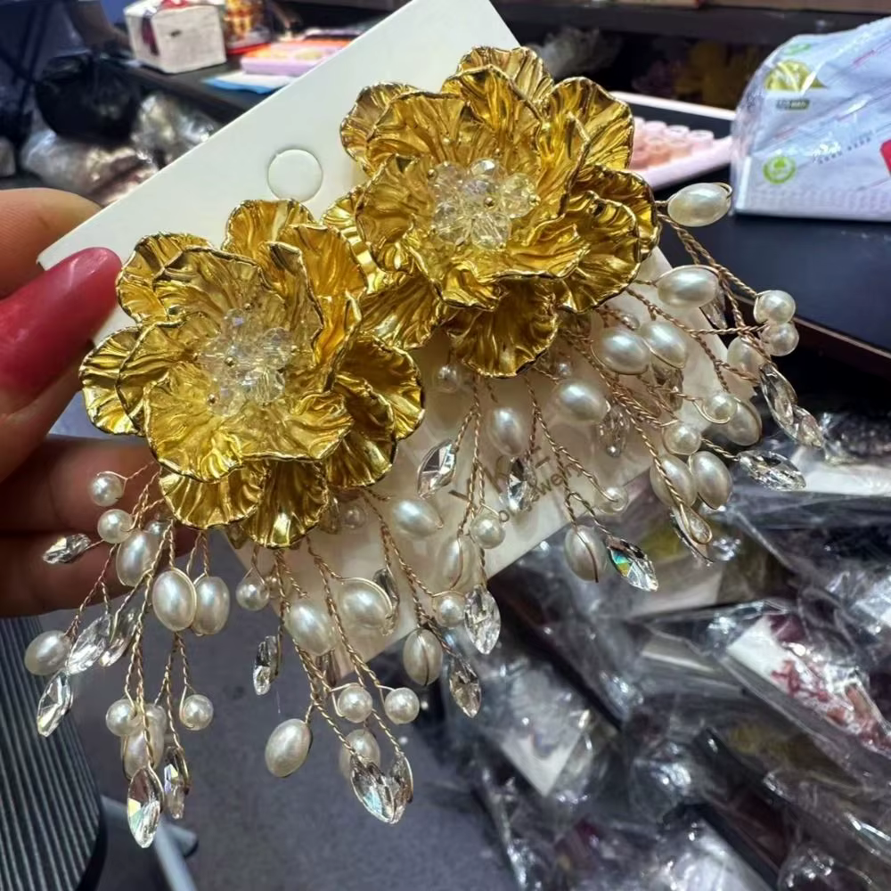 Boucles d'oreilles florales pour mariée