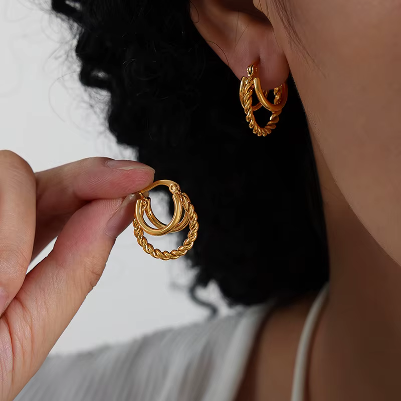 Boucles d'oreilles créoles anti-allergie pour femmes