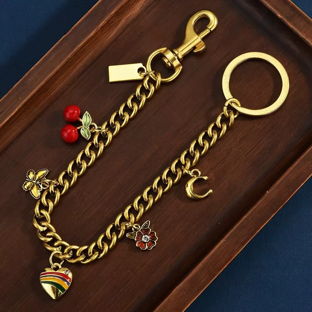 Joli petit pendentif détachable en forme de cerise et de cœur