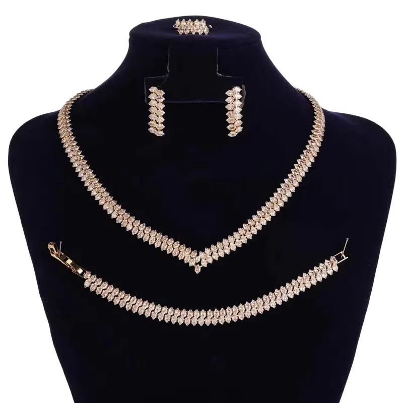 Parures de bijoux HADIYANA