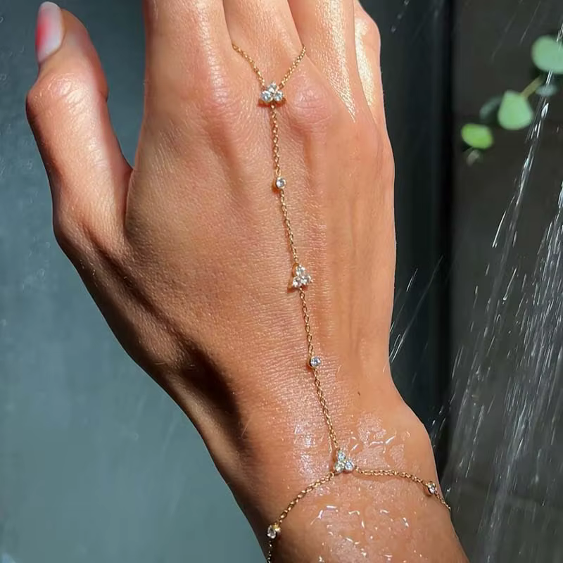 Bracelet de luxe en métal et cristal pour femmes