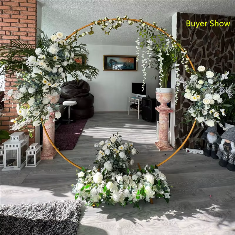 Arche de Mariage Blanche en Forme de Croissant de Fleurs