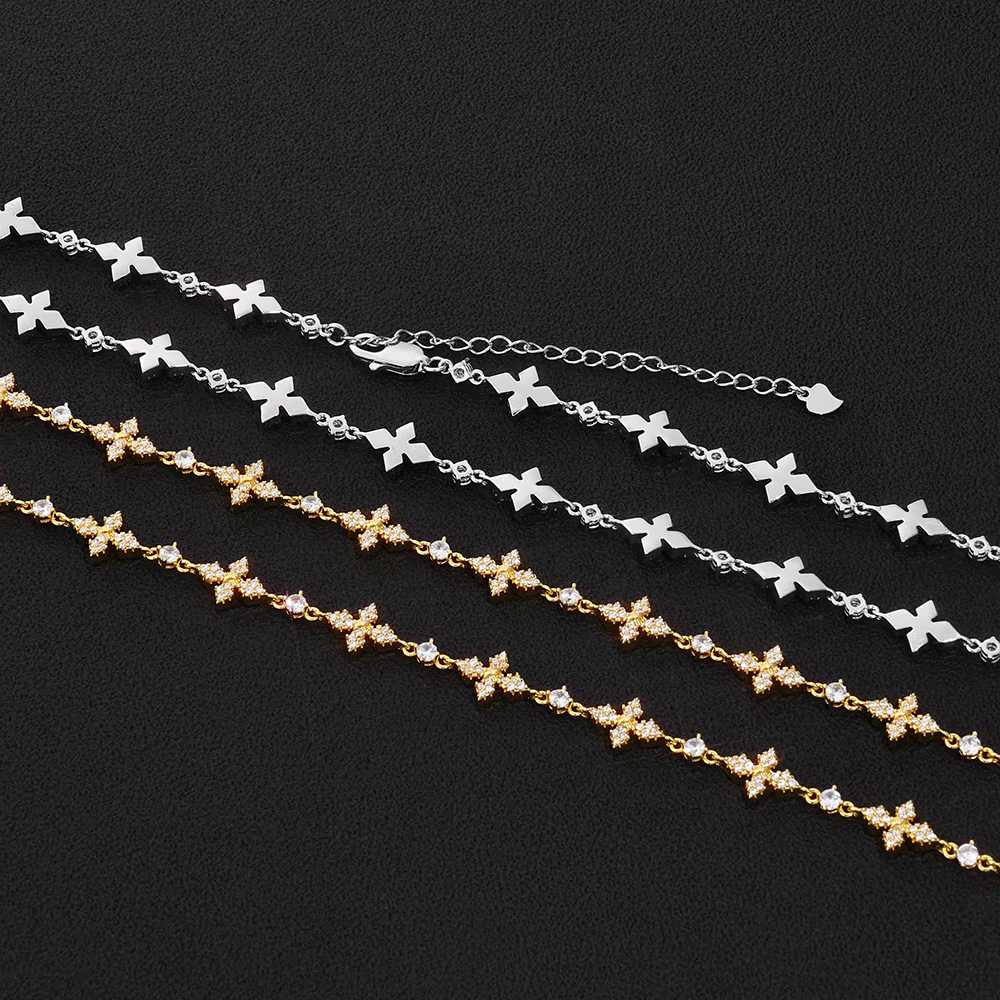 Ensemble de bijoux Nuoya Iced Out Star Chain
