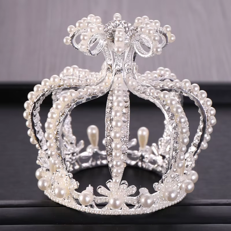Couronne de mariage en argent avec biscuits baroques