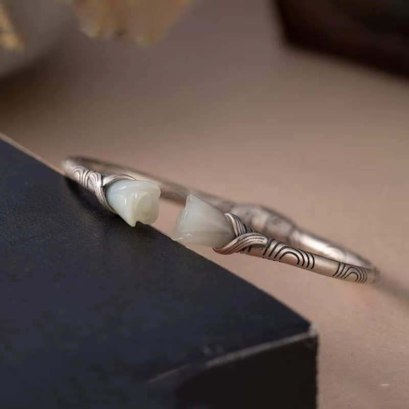 Bracelet à breloques en calcédoine blanche naturelle Hetian pour dames