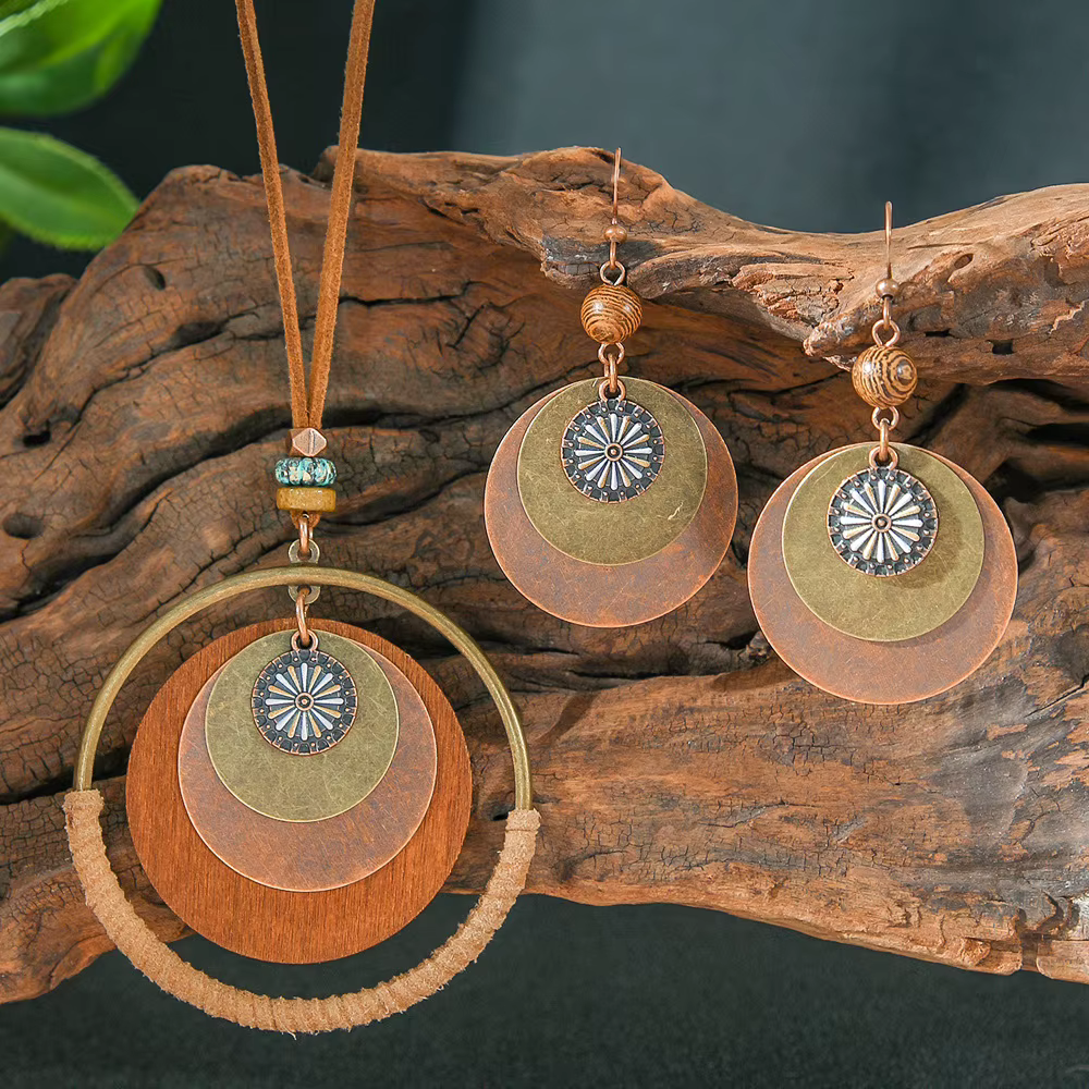 Collier et boucles d'oreilles ethnique rond pour femmes