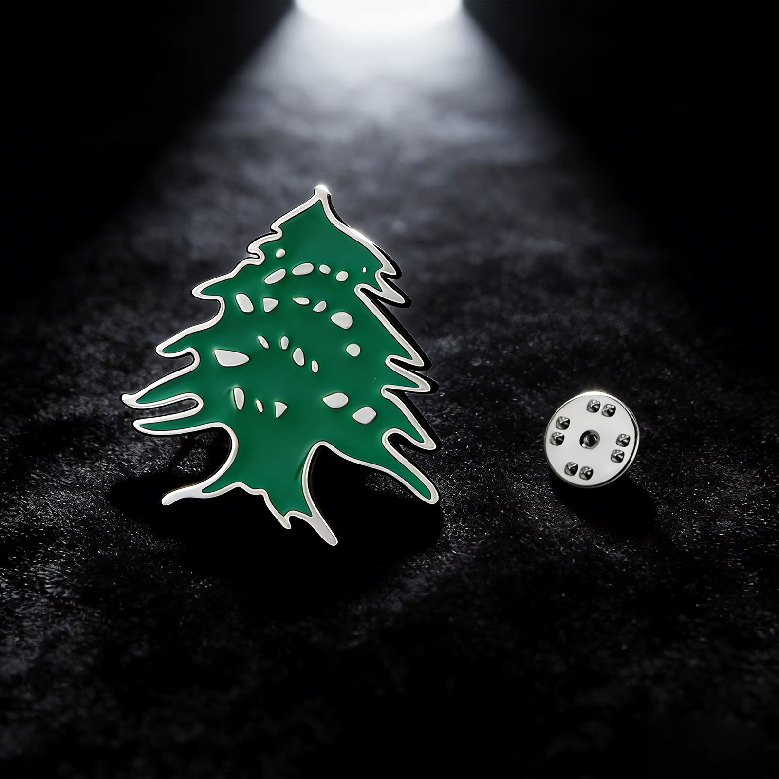 Broche en émail Teamer Cèdre du Liban