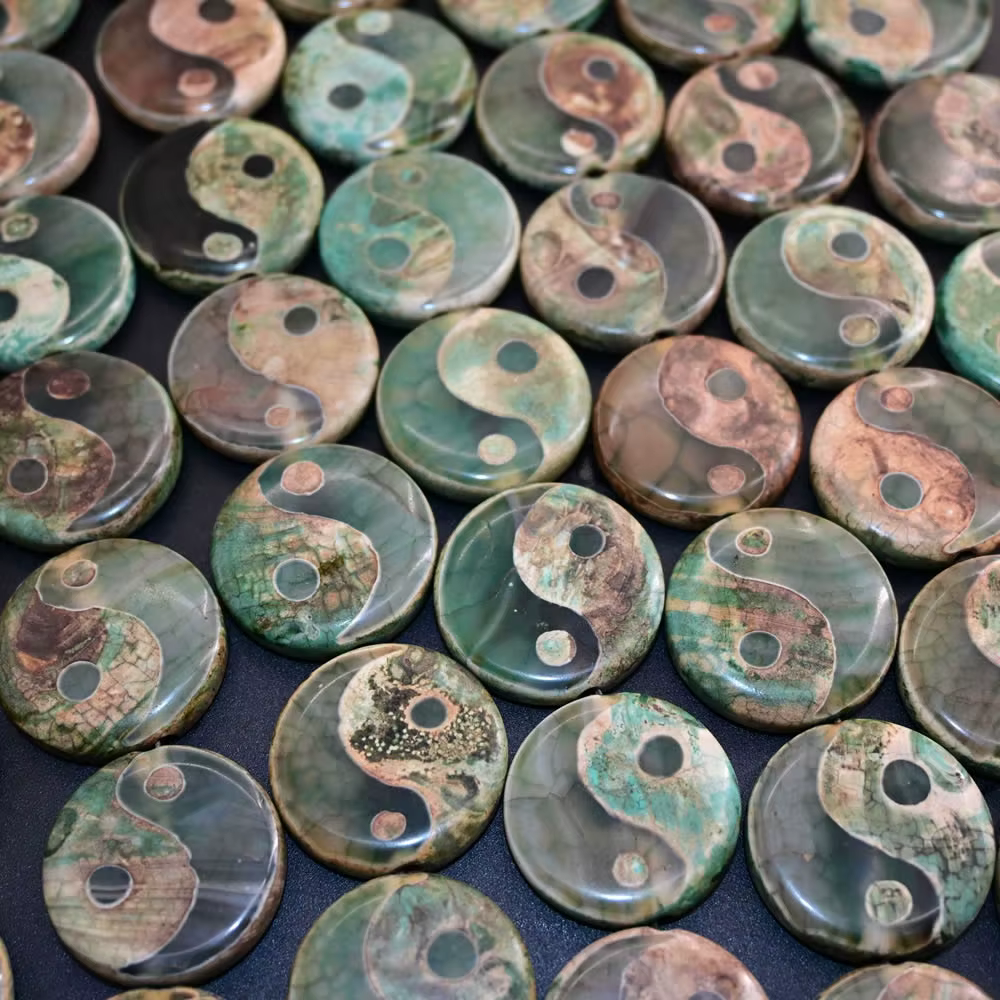 Perles Dzi tibétaines, Agates anciennes rouges et brunes