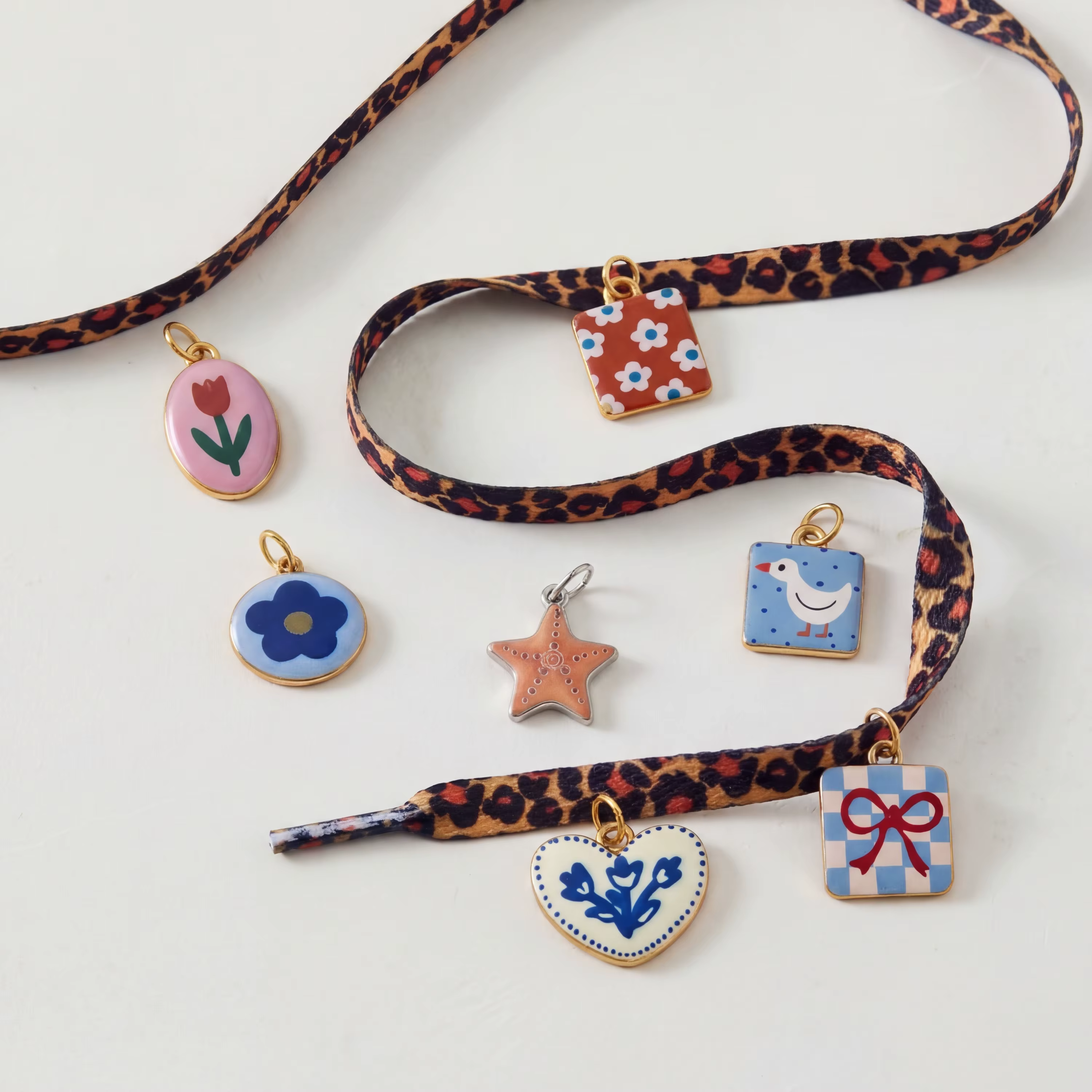 Collier pendentif plaqué or 18 carats délicat