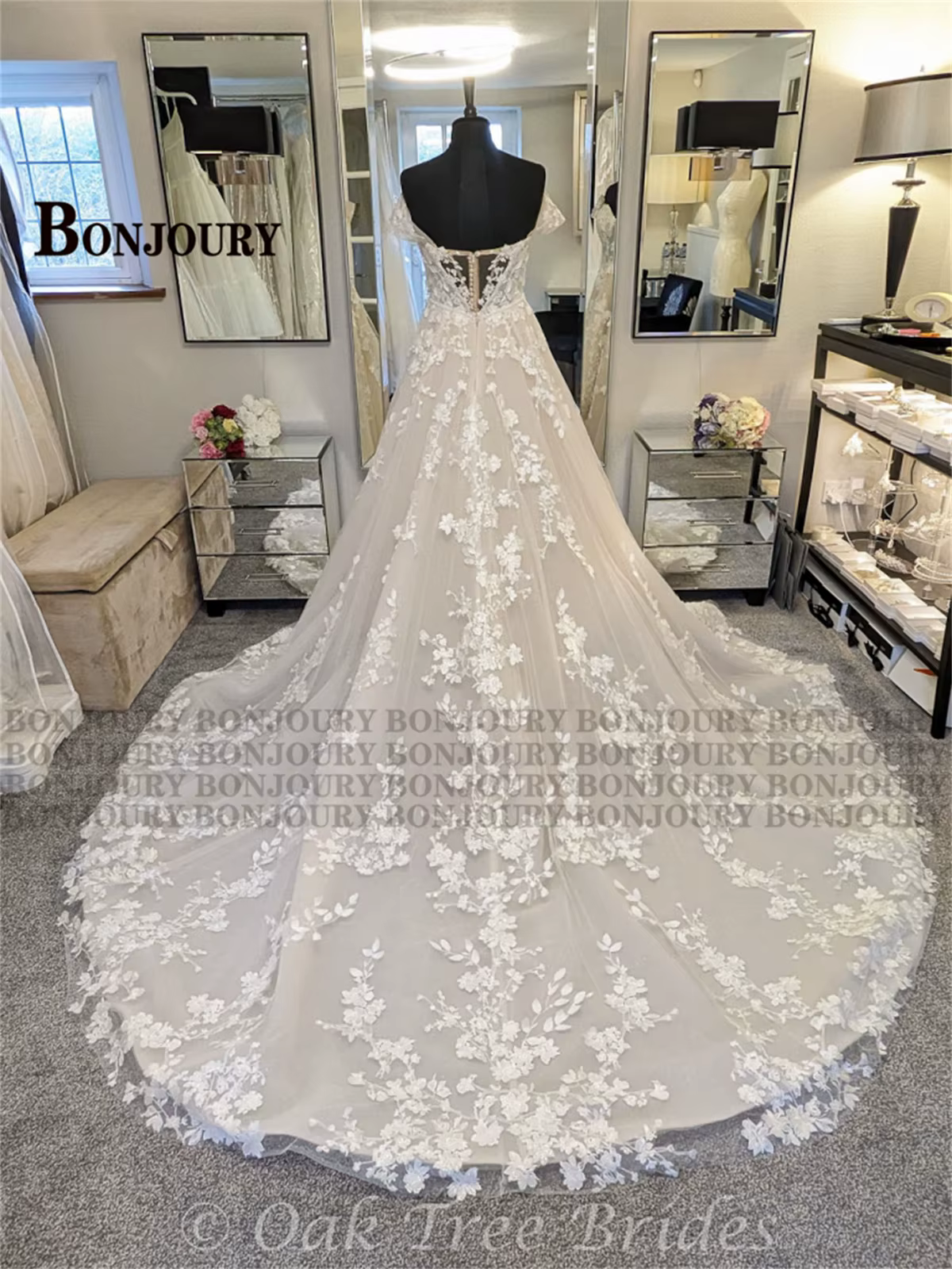 BONJOURY Robe De mariée luxueuse
