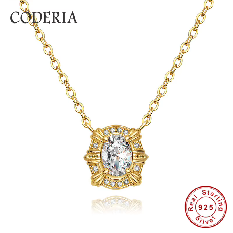 Collier avec pendentif ovale en or Moissanite