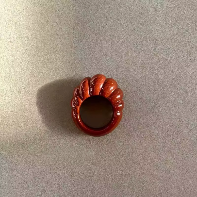 Bague à visage large en résine pour femmes
