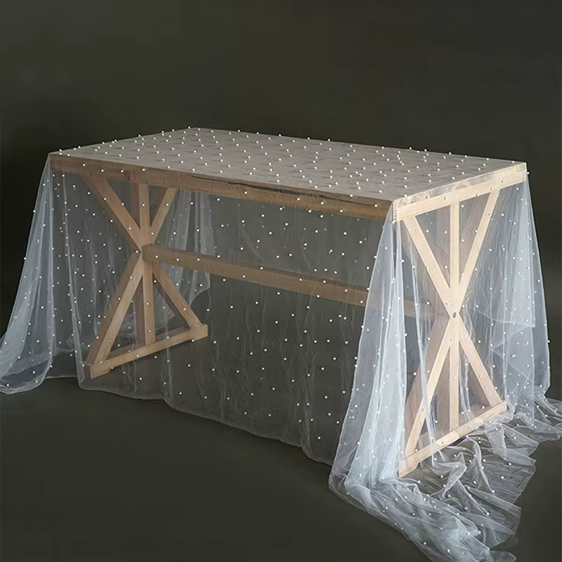 Superposition élégante de nappe en mousseline de soie perlée – Décor luxueux de réception de mariage et de douche nuptiale – Parfait pour les tables à desserts et les fêtes