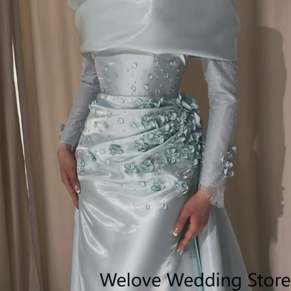 Robe de soirée formelle bleu clair avec col drapé épaules dénudées