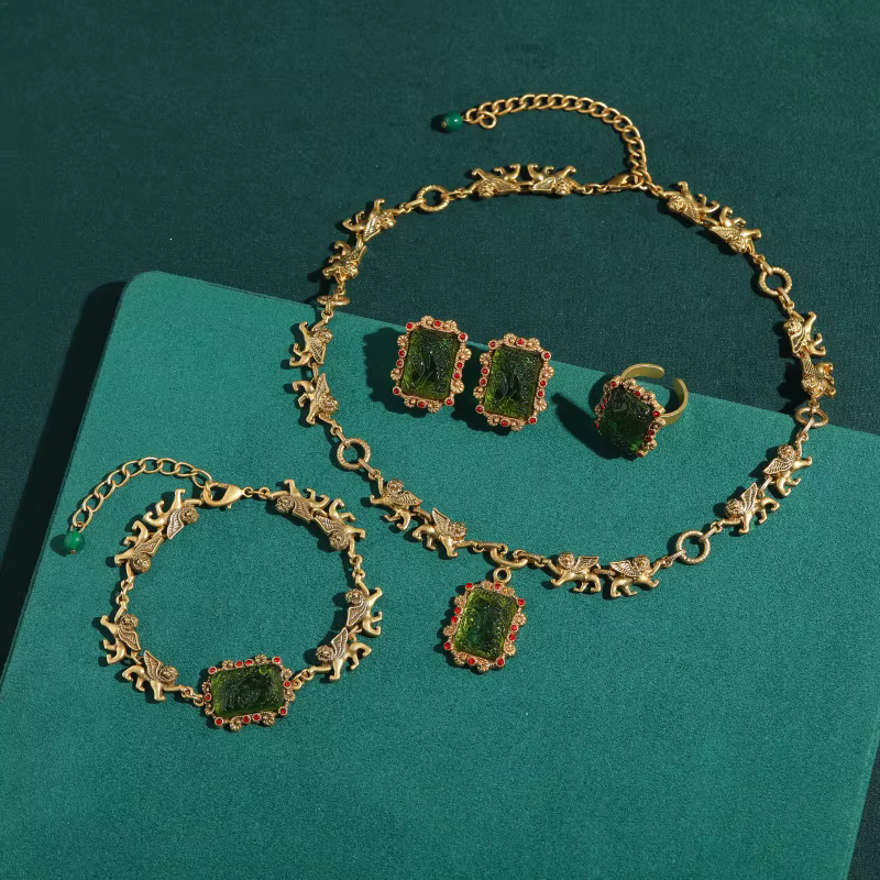 Parure de bijoux vintage carrée en émail vert