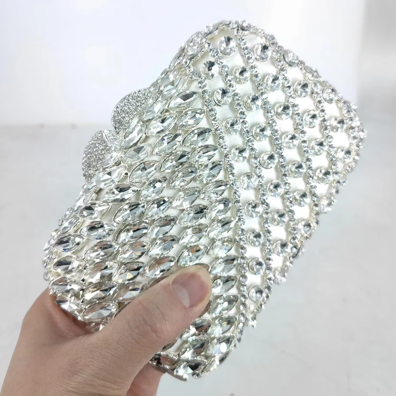 Boutique De FGG blanc sacs De soirée et pochettes pour femmes formelle fête dîner strass