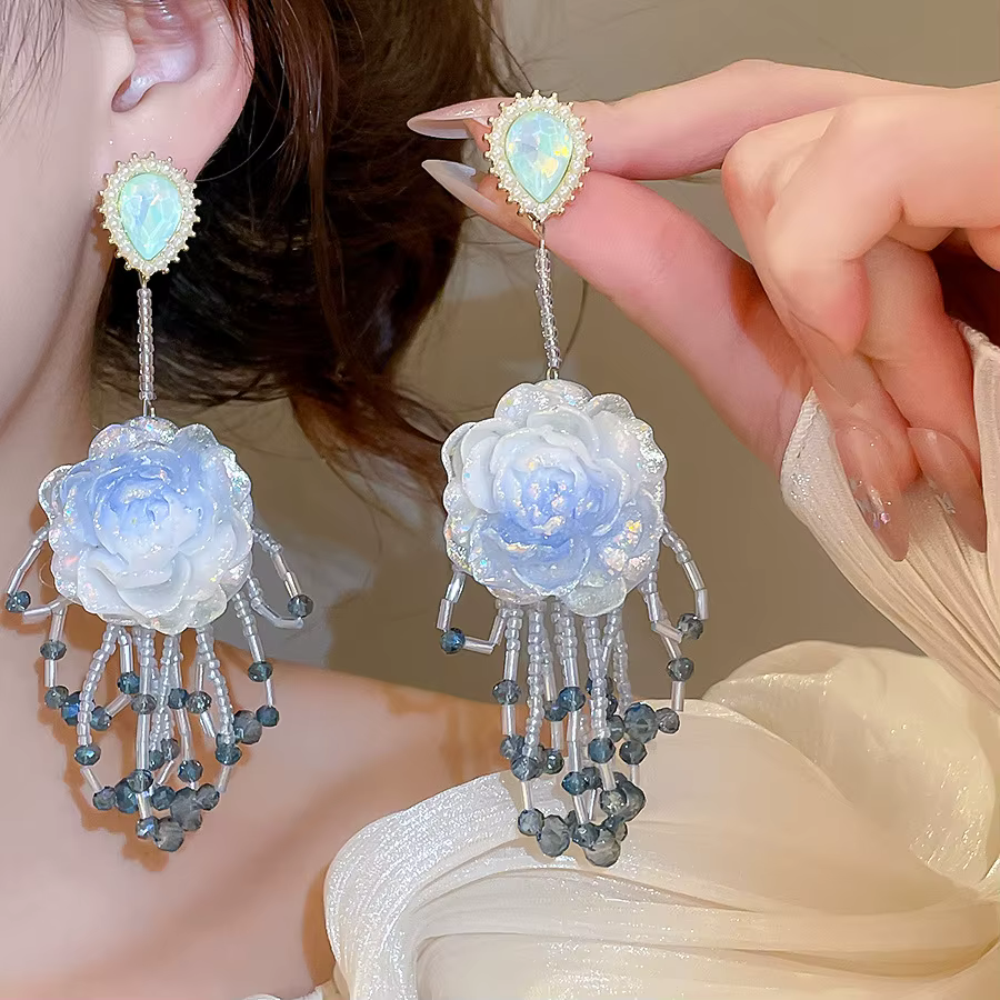 Boucles d'oreilles en perles en forme de goutte de rose