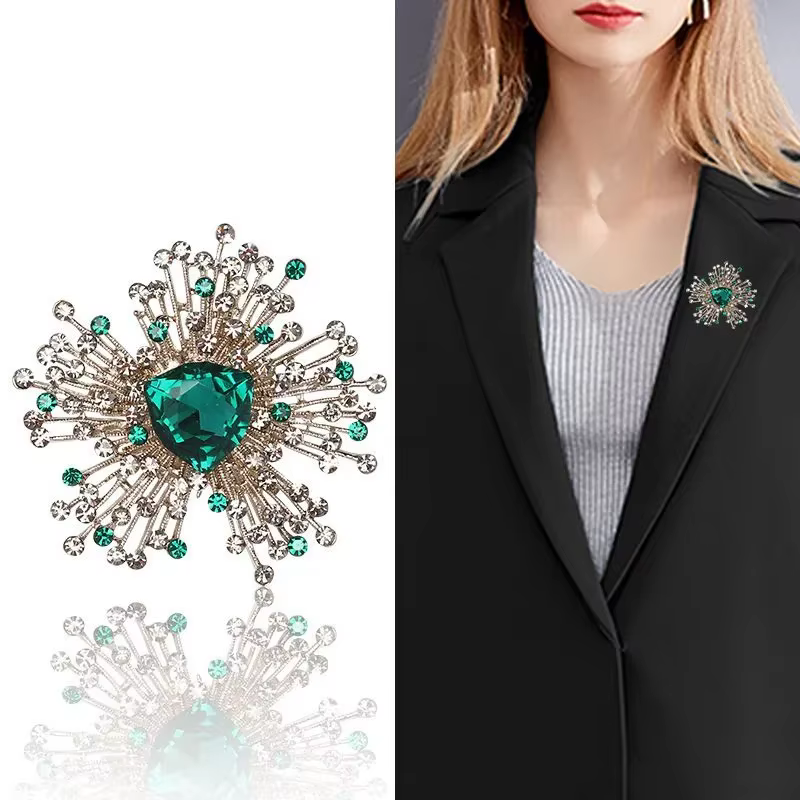 Broche de cour baroque abstraite pour femmes