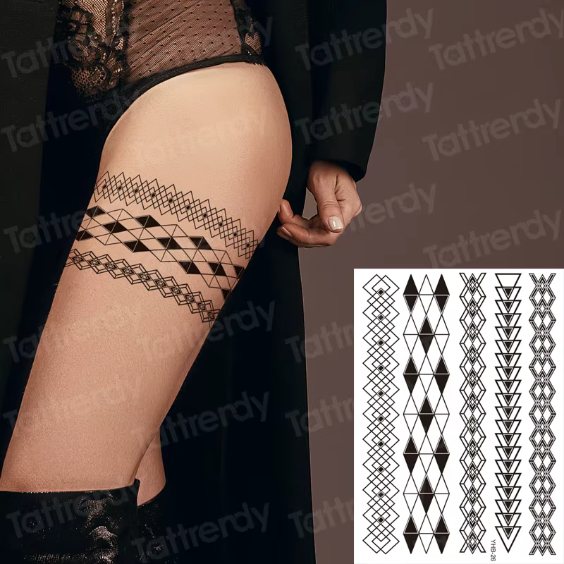 Autocollant de tatouage en dentelle de henné noir pour femmes