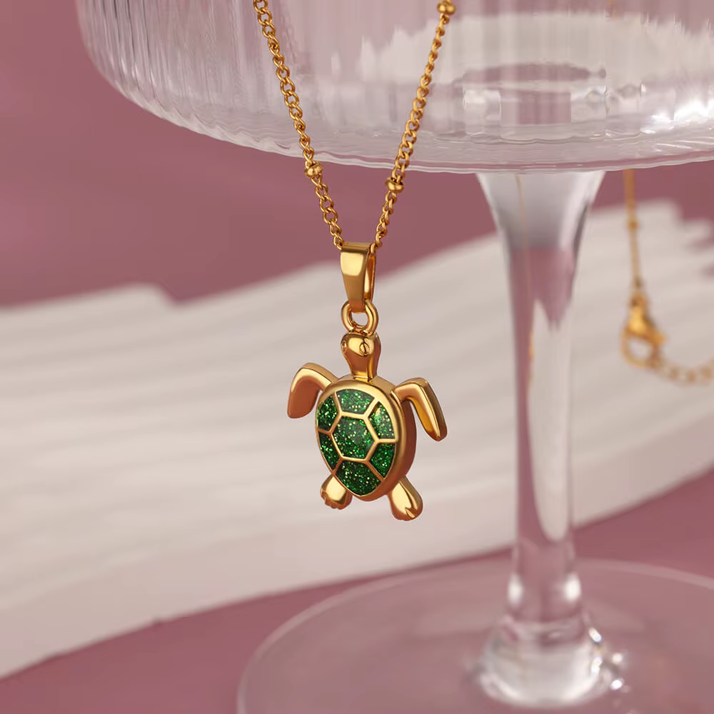 Collier pendentif tortue pour femme