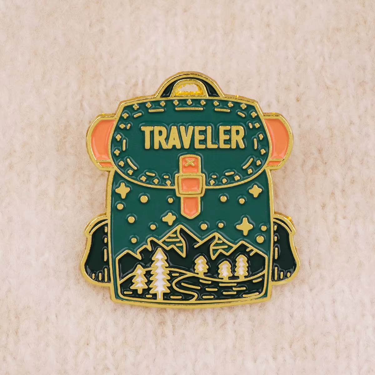TRAVELER Pin's en émail