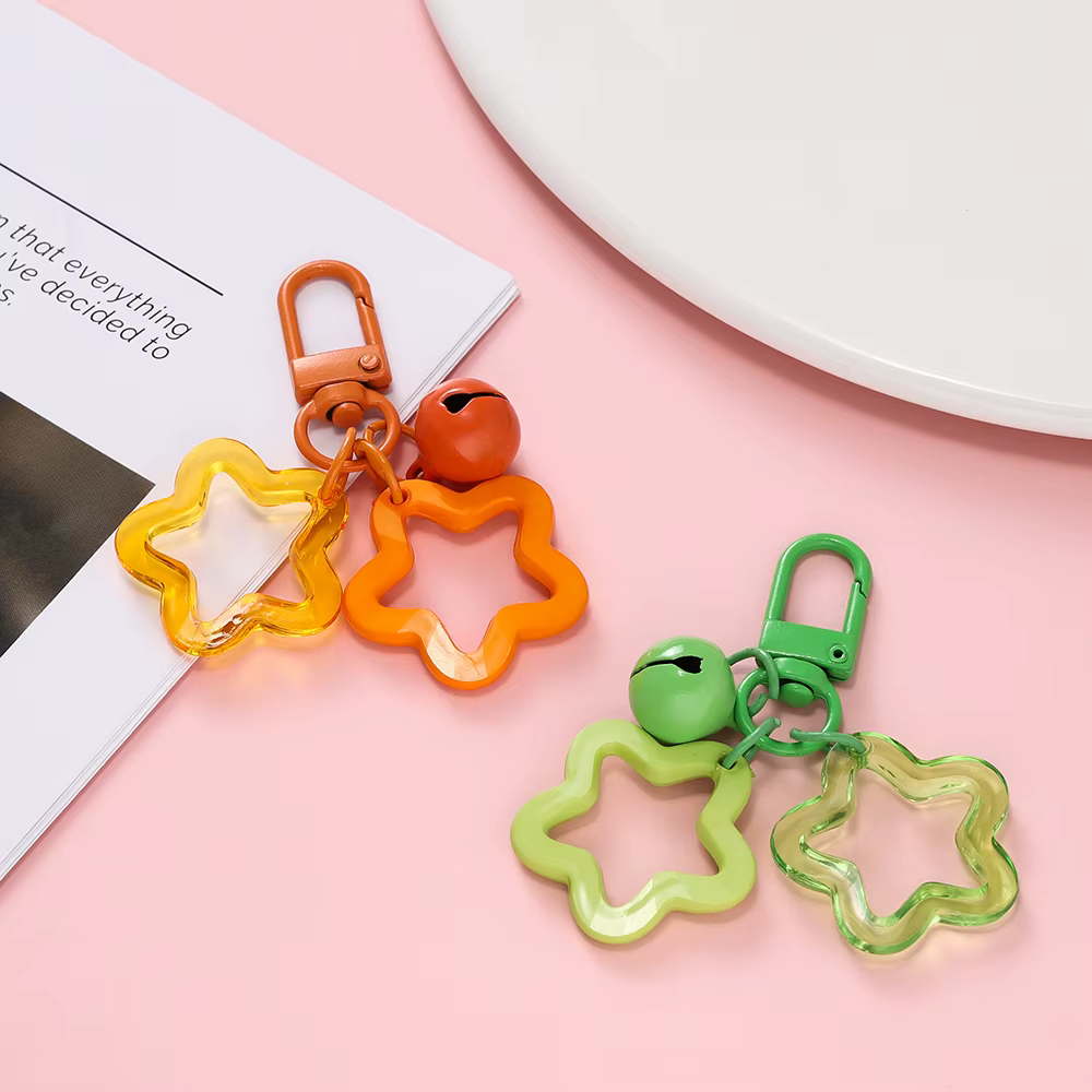 1 pièces pendentif à breloque étoile creuse avec petite cloche perles acryliques colorées porte-clés accessoires sac