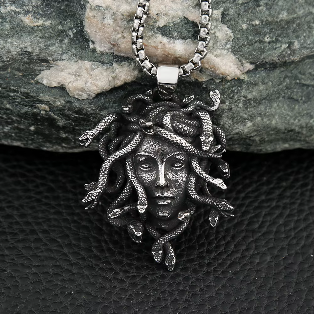 Pendentif gothique vintage Medusa SION L en acier inoxydable