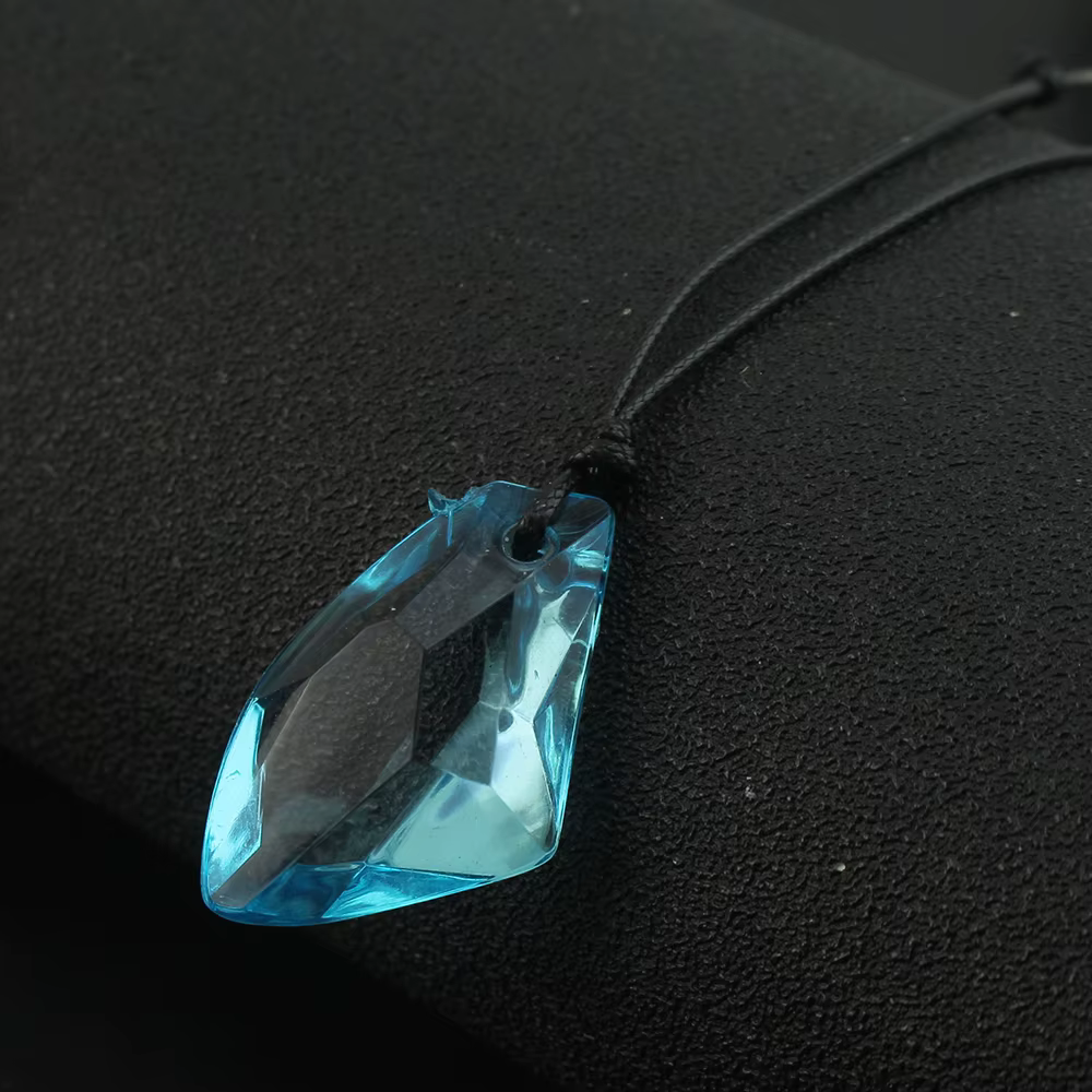 Collier Série TV H2O avec Pendentif Pierre de Lune