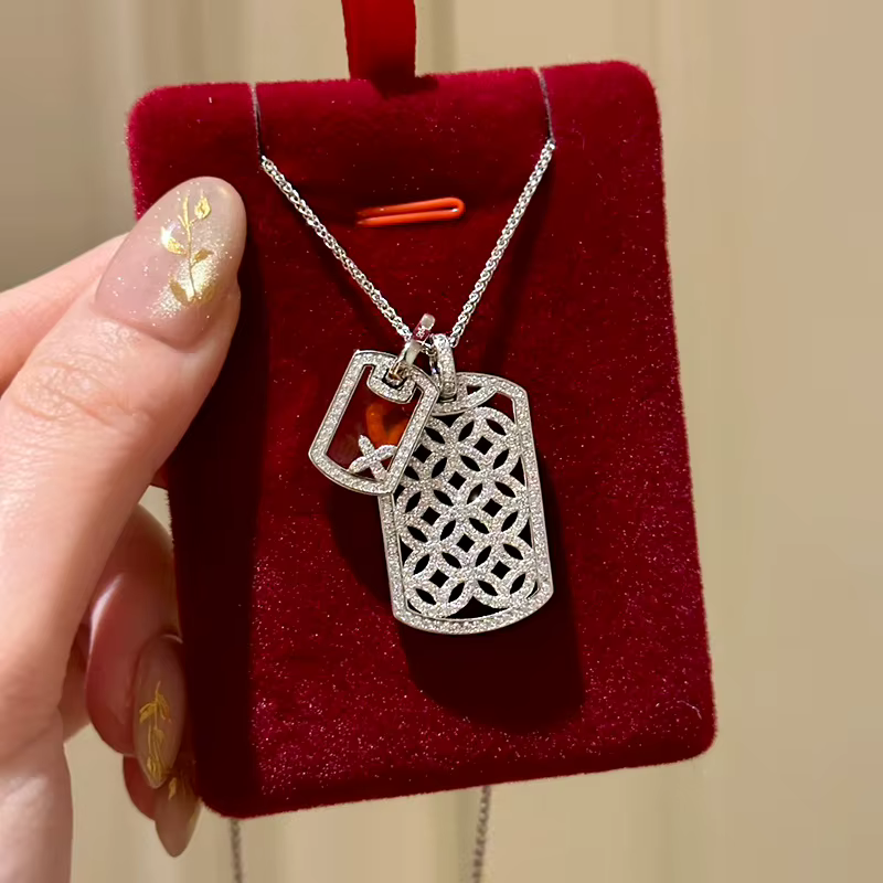 Luxueux collier carré en argent 925 incrusté de diamants rétro nouveau dans le style chinois exquis
