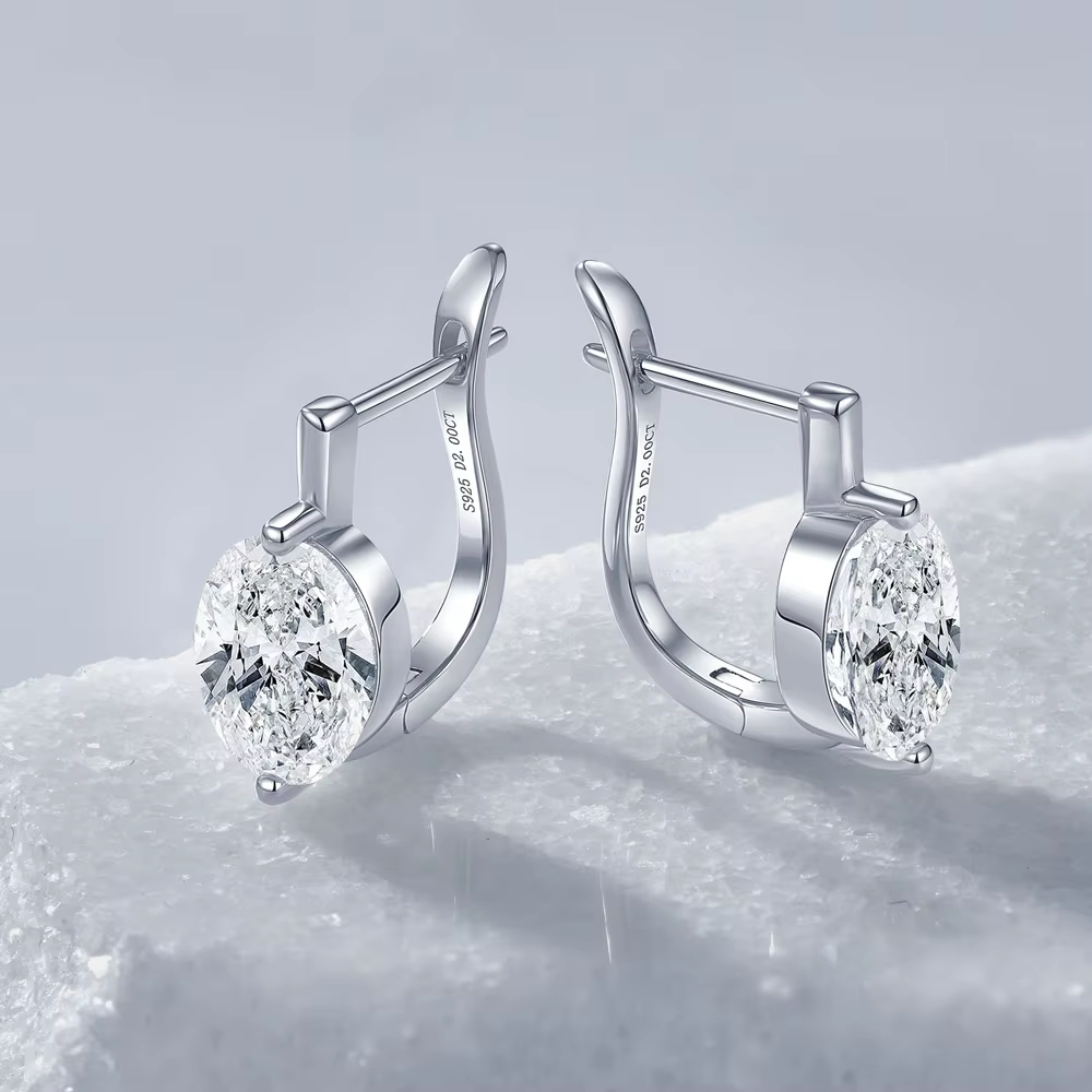 Boucles d'oreilles clous en argent sterling 925 avec diamants en moissanite véritable de 2 carats