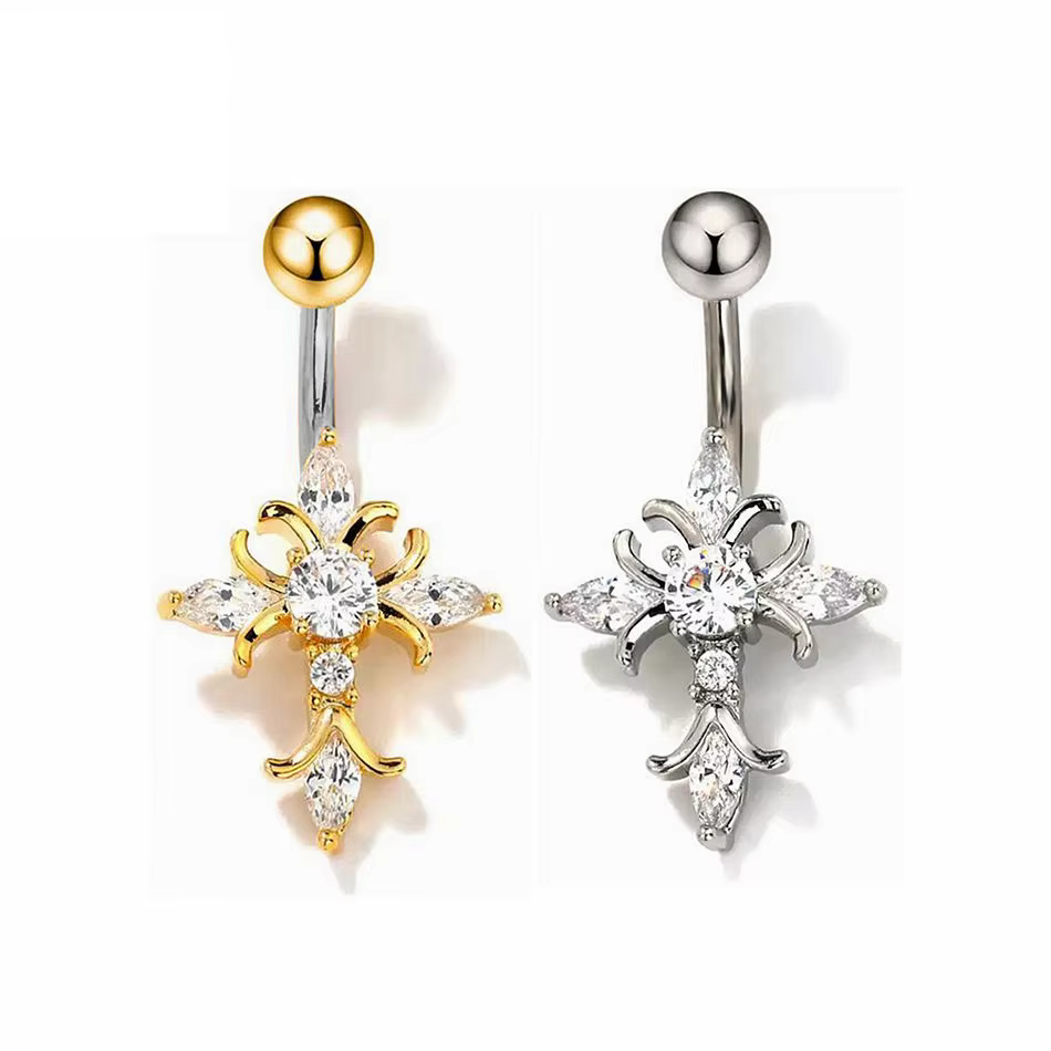 Piercing de nombril croix gothique