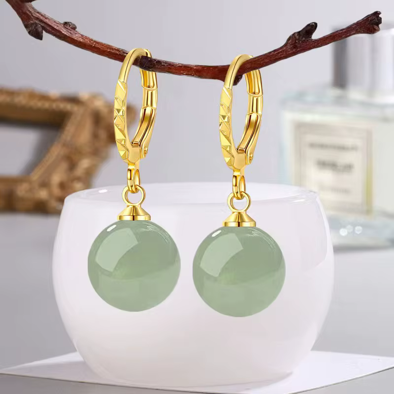 Boucles d'oreilles en argent sterling 925 plaqué or avec perles blanches et jade vert Argyle