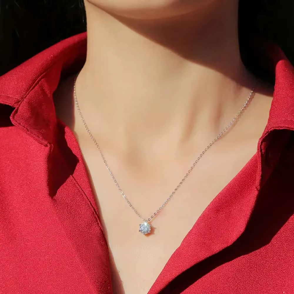 Collier avec Pendentif en Moissanite 1 Carat pour Femme