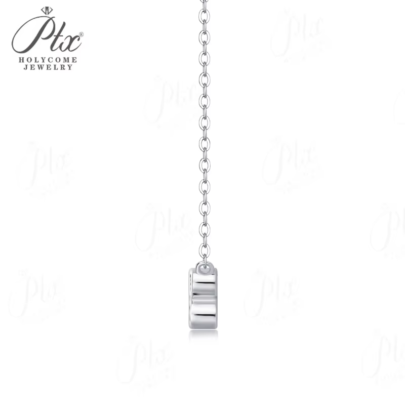 Collier en moissanite, pendentif rond classique étincelant